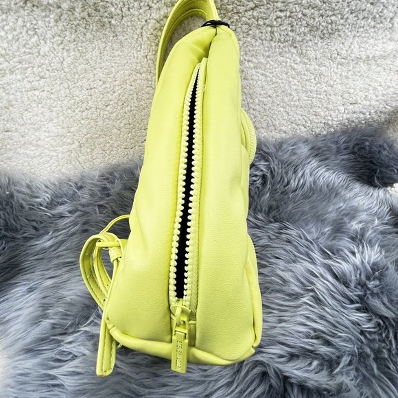 Steve Madden BJayaa Neon Green Convertible Sling Backpack Crossbody Tik Tok NWT - Picture 4 of 12